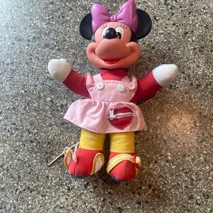 vintage mattell learning To Get Dressed doll minnie mouse disney zipper Button